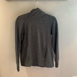 Lululemon sweatshirt